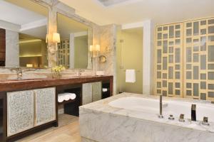Koupelna v ubytování JW Marriott Hotel Chandigarh