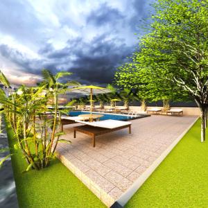 una piscina con bancos, mesas y árboles en Vang Vieng Romantic Mountain View Resort en Vang Vieng