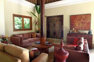 Posezení v ubytování Jungle Villa! Breath-taking views & near Ubud!