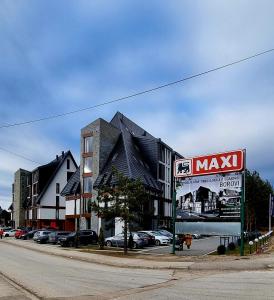 Zgradba, v kateri se nahaja apartma