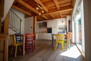 Kuchyňa alebo kuchynka v ubytovaní La Lesivèra Bed and Breakfast