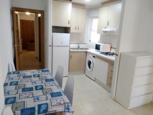 Fotografie z fotogalerie ubytování Apartamento a 150m de la playa en Torrevieja v destinaci Torrevieja