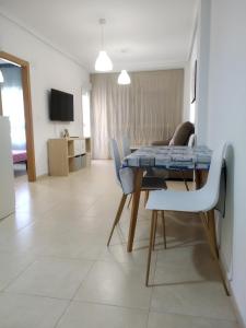 Fotografie z fotogalerie ubytování Apartamento a 150m de la playa en Torrevieja v destinaci Torrevieja