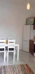 Kuchyň nebo kuchyňský kout v ubytování Ammoudaries appartment