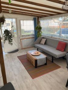 Posezení v ubytování Mobile Homes Sous le Soleil