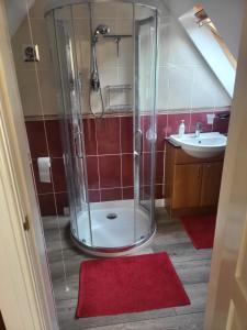 Koupelna v ubytování Tarn Cottage + 6 fotografií