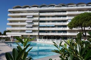 Zdjęcie z galerii obiektu Colourful studio with shared pool for 4 guests w mieście Porto Santa Margherita di Caorle