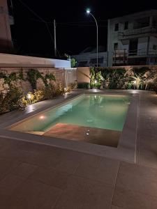Bazén v ubytování MARE FUORI - stanze con piscina nebo v jeho okolí