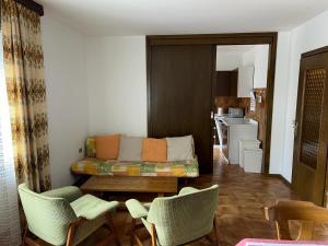 Posezení v ubytování CASA PINUCCIA APPARTAMENTO EST