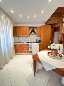 Kuchyň nebo kuchyňský kout v ubytování Burano Experience: Casa tipica
