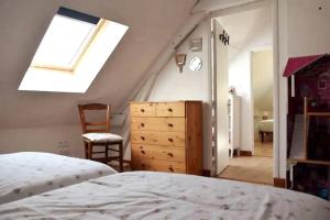 Кровать или кровати в номере Charmant cottage 8 personnes en Normandie