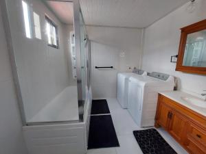 Billede fra billedgalleriet på Cozy & Central 2 Bedroom Apt i Georgetown + 3 billeder