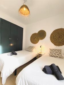 Posteľ alebo postele v izbe v ubytovaní Medina Marinas - Tú hogar con solarium privado!