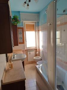Ένα μπάνιο στο Casa vacanza Giada