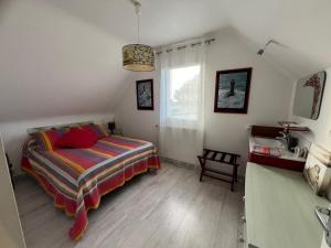 Posteľ alebo postele v izbe v ubytovaní Maison Sarzeau - Penvins, 300m des plages dans impasse au calme, reposant