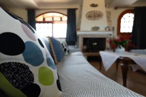 A bed or beds in a room at Jacuzzi Pool House AMA5690