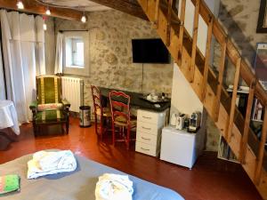 Μια τηλεόραση ή/και κέντρο ψυχαγωγίας στο Les Volets Bleus Provence