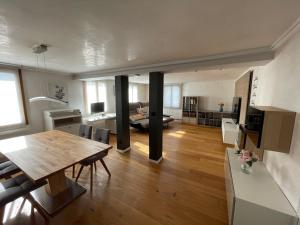 Η κουζίνα ή μικρή κουζίνα στο Schöne Wohnung in Feldkirch