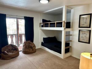 Foto dalla galleria di Timbers Tavern a Red River