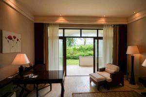 Posedenie v ubytovaní Grand Metropark Villa Resort Sanya Yalong Bay