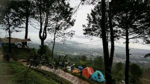 Příroda nedaleko luxury tent + 2 fotografie