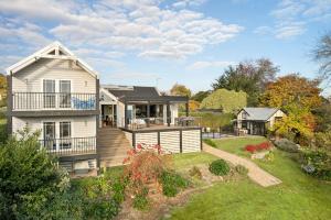Κήπος έξω από το Queensberry Hill View- luxury group retreat