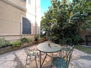 Сад в Casa MEC Imperia