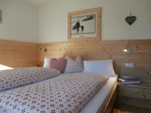 Letto o letti in una camera di Haus Barbara