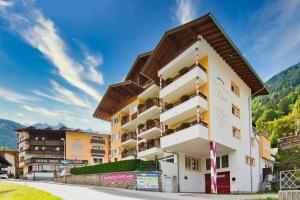 Foto sihtkohas Finkenberg asuva majutusasutuse Hotel Eberl galeriist