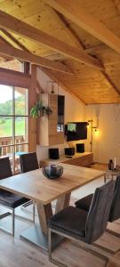 Køkken eller tekøkken på Apartment Bergblick Lohnerlehen + 16 billeder