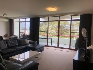 Φωτογραφία από το άλμπουμ του 18 Fathoms σε Mollymook