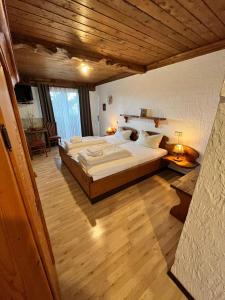Postel nebo postele na pokoji v ubytování Hotel Negele