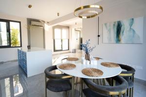 Fotografie z fotogalerie ubytování Paradise Sea View Villa v destinaci Klorakas