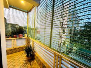 Balkón nebo terasa v ubytování Raj Homestay- Homely Comfort