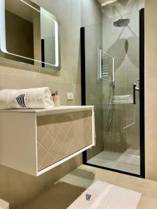 Ένα μπάνιο στο Lago Style Apartment