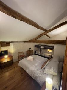 Posteľ alebo postele v izbe v ubytovaní Barn Long House with Private pool