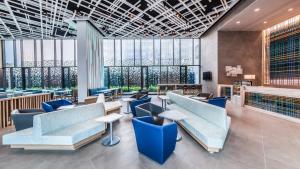 Posezení v ubytování Holiday Inn Express Bangkok Soi Soonvijai by IHG