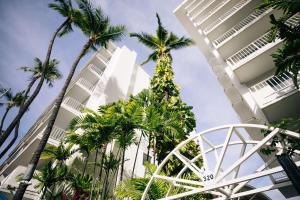Jardí fora de Oasis Hotel Waikiki