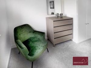 Gallery image of Central Windsor - 2 Bedroom House - Garden in Windsor