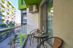 En balkon eller terrasse på Bianca Residence 3 by Alz