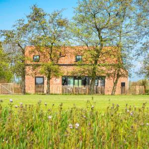 Κήπος έξω από το Hello Zeeland - Vakantiewoning Hoeve De Lente