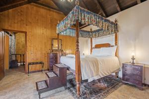 Säng eller sängar i ett rum på Casa da Levada dos Prazeres