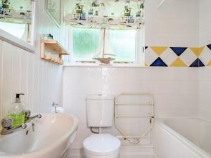 Ένα μπάνιο στο 2 Bed in Bideford 78252 +12 φωτογραφίες