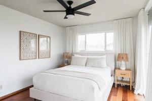 Solana Beach Home 4 blocks from the Ocean客房内的一张或多张床位
