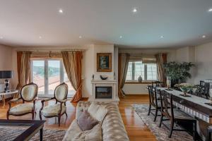 Χώρος καθιστικού στο Villa Jobim