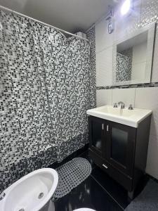 Vonios kambarys apgyvendinimo įstaigoje Viento del Sur