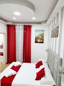 A bed or beds in a room at Affittacamere ELVI