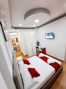 A bed or beds in a room at Affittacamere ELVI