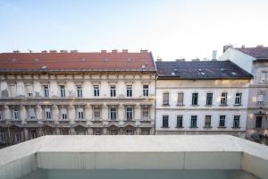 a view of a building from the roof of a building at Modern, design lakás a Margit-sziget mellett in Budapest