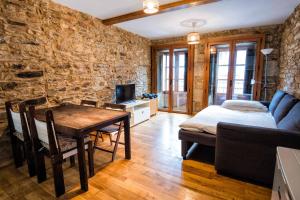 Μια τηλεόραση ή/και κέντρο ψυχαγωγίας στο Alda Fogar Natural